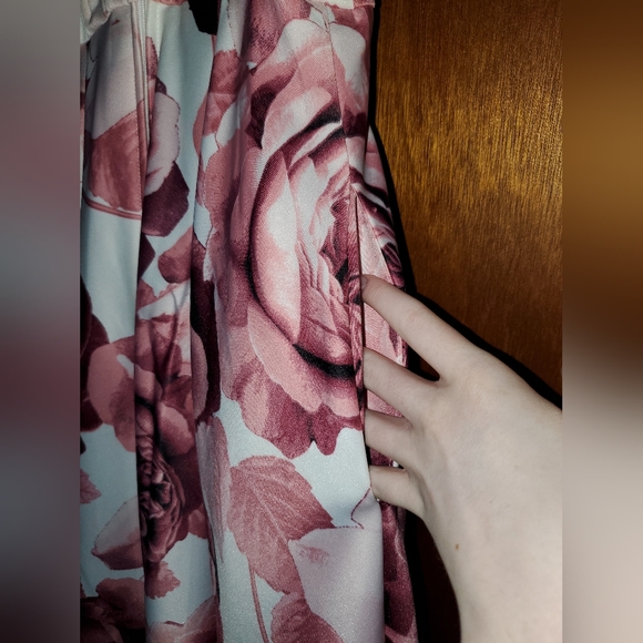 Graduation dress with pockets - Picture 3 of 13